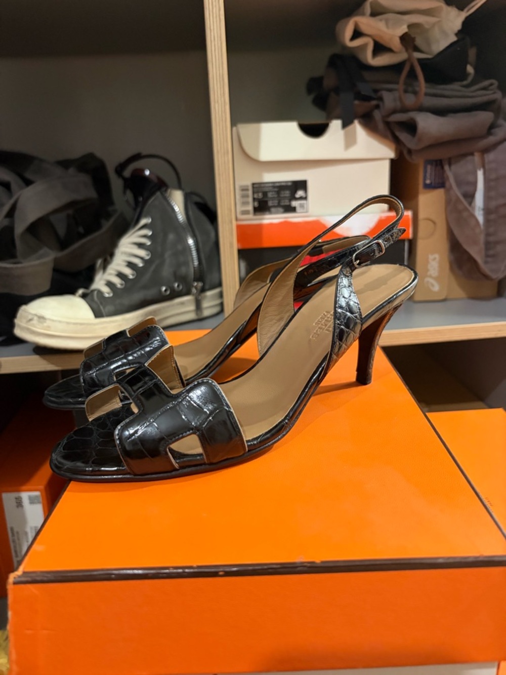 Hermes Black alligator night sandal 70 - Picture 3 of 5